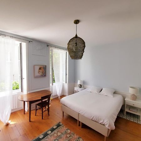 La Maison De Ville 76M2 Avec Terrasse De 22M2 ラ・ロシェル エクステリア 写真
