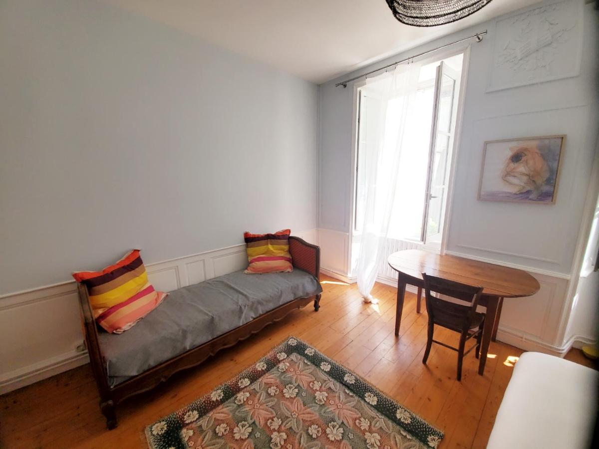 La Maison De Ville 76M2 Avec Terrasse De 22M2 ラ・ロシェル エクステリア 写真