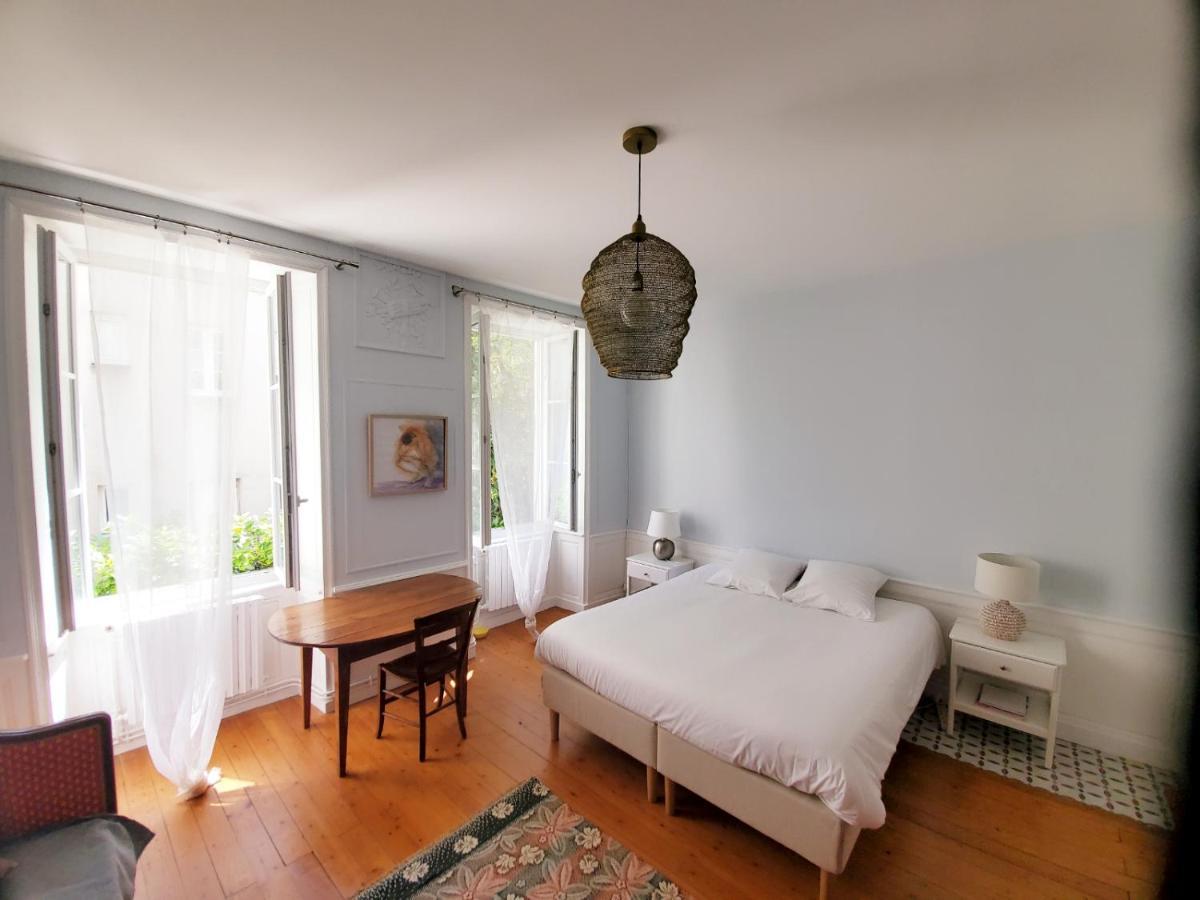 La Maison De Ville 76M2 Avec Terrasse De 22M2 ラ・ロシェル エクステリア 写真